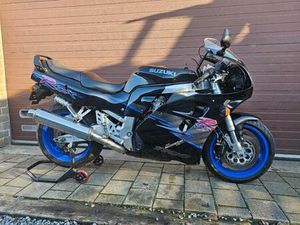 ② SUZUKI GSXR1100 GSXR 1100 GSX-R