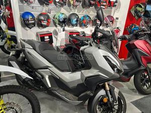 HONDA - ADV 350