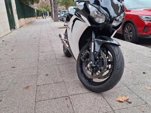 HONDA - CBR1000RR