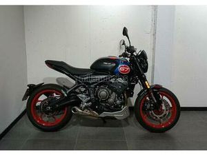 TRIUMPH - TRIDENT 660
