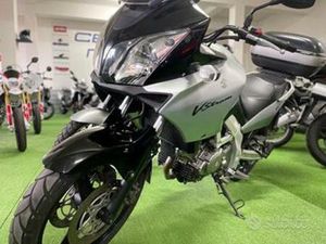 SUZUKI V STROM DL 650 - 2004 GUARDA LE NS MOTO