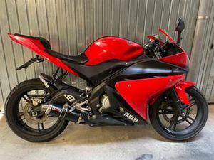 YAMAHA YZF-R125