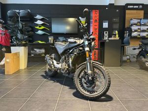 HUSQVARNA SVARTPILEN 125 ABS 2022 125 CM3 | SCOOTER | 2 237 KM | GRIS | 44800 ST HERBLAIN