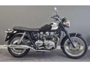 TRIUMPH BONNEVILLE T100 2005 865 CM3 | MOTO ROUTIÈRE | 23 555 KM | 64000 PAU