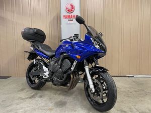 YAMAHA FZ6 (98CV) 2006 600 CM3 | MOTO ROADSTER | 26 100 KM | BLEU | 33470 GUJAN MESTRAS
