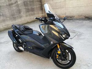 YAMAHA TMAX 560 GRIGIO