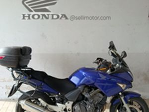 MOTO HONDA 600