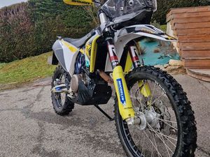HUSQVARNA 701 ENDURO REBELMOTO