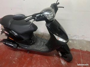 SCOOTER ZIP PIAGGIO