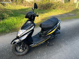 SCOOTER 4TEMPS 50 CC SUNNY