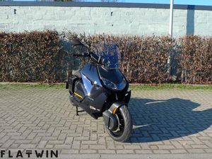 ② BMW CE04 - 2025 - 697KM - TVA RÉCUP.