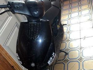 ② PIAGGIO ZIP A KLASSEN 70 CC