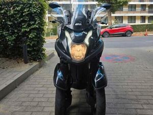 ② YAMAHA TRICITY 125 CC