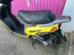 PIAGGIO TPH MIT 25 ZIGER PAPIERE