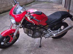 DUCATI MONSTER 900IE