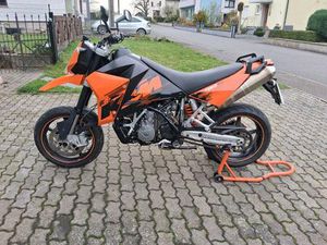 KTM 950 SUPERMOTO ZU VERKAUFEN