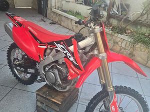 CRF250R