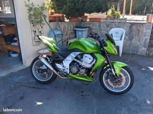 KAWAZAKI Z750
