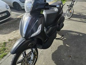 BEVERLY 350 PIAGGIO ÉDITION POLICE