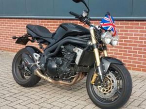 TRIUMPH SPEED TRIPLE 1050 3299€ ! RIJDT PRIMA , INRUIL — MOTOREN | TRIUMPH — MARKTPLAATS