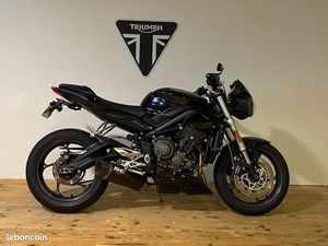 TRIUMPH STREET TRIPLE 660 S A2