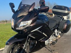 FJR 1300 AE NON DÉBRIDÉE