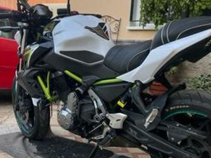 KAWASAKI - Z650 LIMITADA
