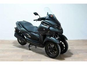 YAMAHA - TRICITY