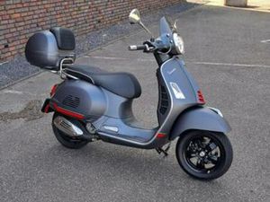 VESPA GTS 300 MOTORSCOOTER MATGRIJS 2022|6054M|KOFFER|SCHERM — SCOOTERS | VESPA — MARKTPLAATS