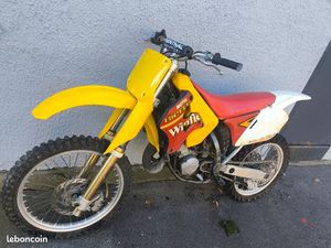 125 RM SUZUKI