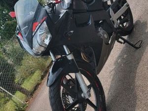 CBR 125 R