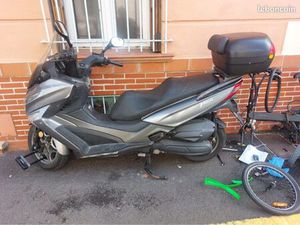 KYMCO X-TOWN 125I – TRÈS BON ÉTAT