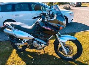 SUZUKI XF 650