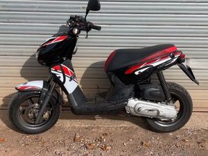 SCOOTER 50CM3 BON ÉTAT