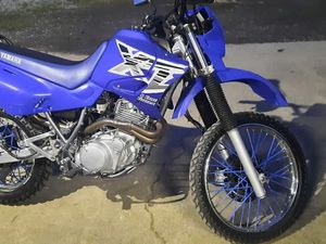 YAMAHA XT 600