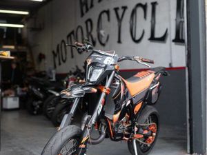 KTM EXC 200 HOMOLOGUÉ / PERMIS A2