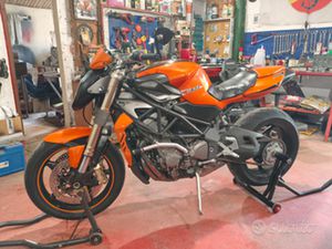 MV AGUSTA BRUTALE 989R