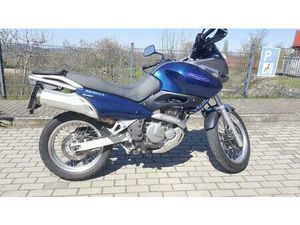 SUZUKI FREEWIND XF650 IN TOP ZUSTAND. A2 GEEIGNET