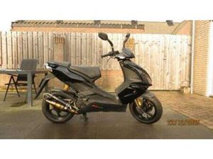 APRILIA SR50 2013 — SCOOTERS | APRILIA — MARKTPLAATS