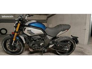 VENDS CLX 700 HERITAGE