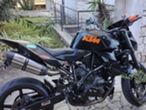 KTM SUPER DUKE 990.R