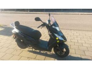 KYMCO NEW DINK 2012, GEEL KENTEKEN, INRUIL MOGELIJK — SCOOTERS | KYMCO — MARKTPLAATS