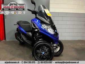 PIAGGIO MP3 300 HPE LIMITED EDITION PIAGGIO MP3 300 HPE — MOTOREN | PIAGGIO — MARKTPLAATS