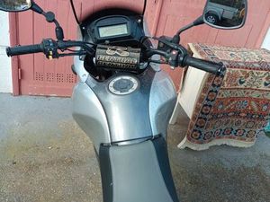 SUZUKI 650 XF MONOCYLINDRE