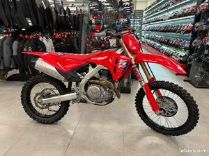 CRF 450 R - MODÈLE 2025 - ROUGE - 40 HEURES - HONDA