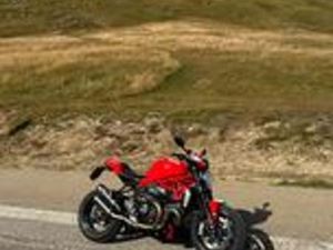 DUCATI MONSTER 1200 R
