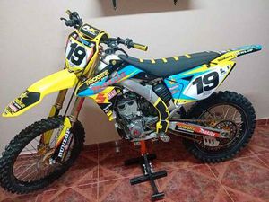 SUZUKI - RMZ 250 INYECCIÓN