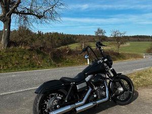HARLEY DAVIDSON FXDB DYNA STREET BOB SCHWARZ