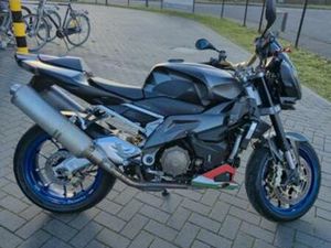 APRILIA TUONO V2 - GOEDE STAAT, NIEUWE BANDEN+STATOR — MOTOREN | APRILIA — MARKTPLAATS