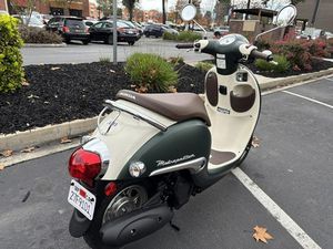 2024 HONDA® METROPOLITAN